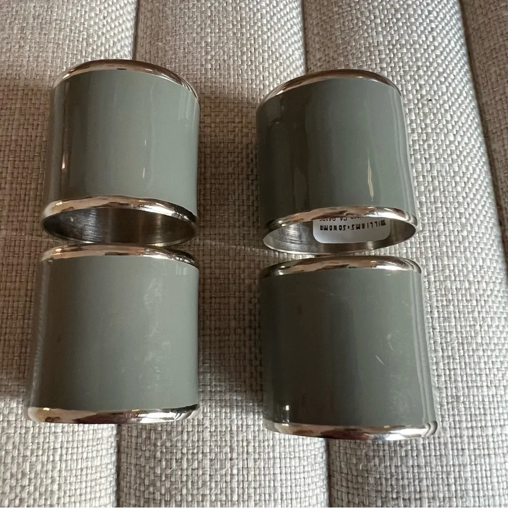 🎁NWT Williams Sonoma Enamel Napkin Rings Set of 4